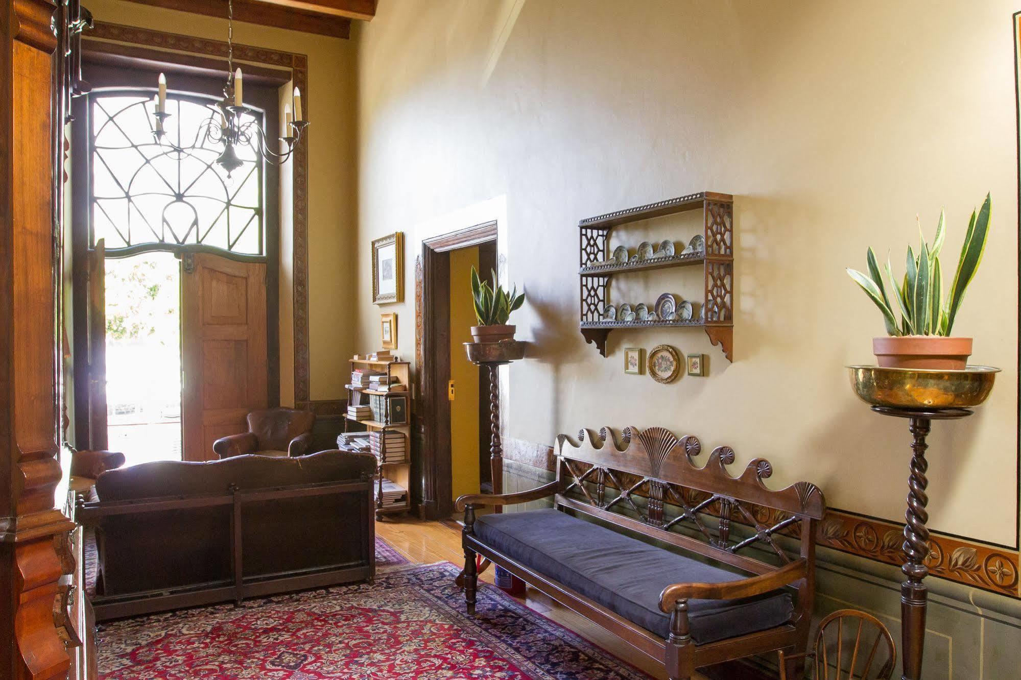Dutch Manor Antique Hotel Кейптаун Екстериор снимка